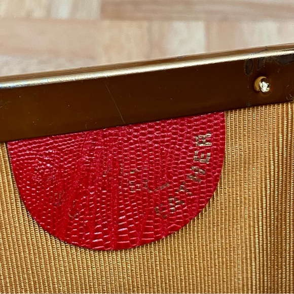 Vintage ETRA Genuine Leather Red Leather Kiss-Lock Convertible Clutch Bag - Picture 9 of 12